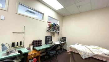 Euro-Style Dry Cleaner and Tailor - Baie-D'Urfe