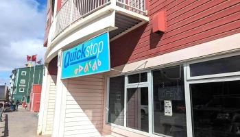 Inuksugait Plaza Quickstop - Iqaluit