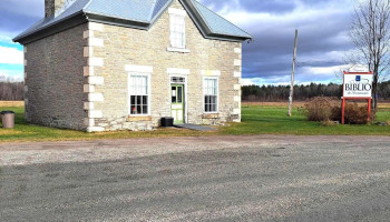Municipal Library - Mansfield-Et-Pontefract