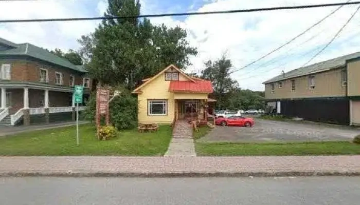 Au Bec Pointu -  Street View 360deg - Amqui