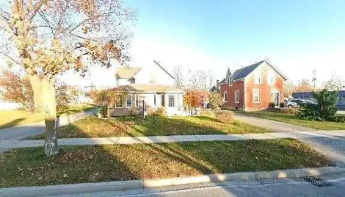 B Beauty -  Street View 360deg - Amherstburg