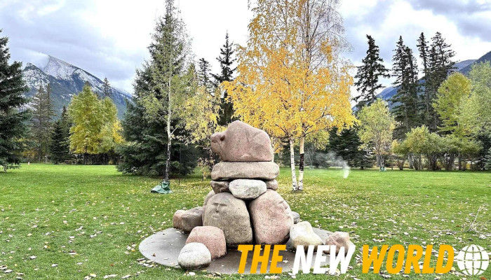 Banff Public Library -  Central Park - Banff