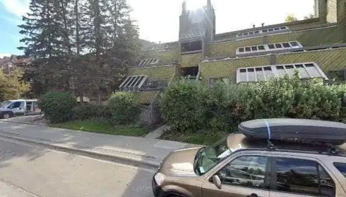Banff Service Mechanic Napa Autocare Center Street View 360deg - Banff