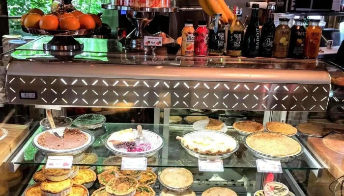 Cafe Aromes Et Saveurs Food Drink - Baie-saint-paul