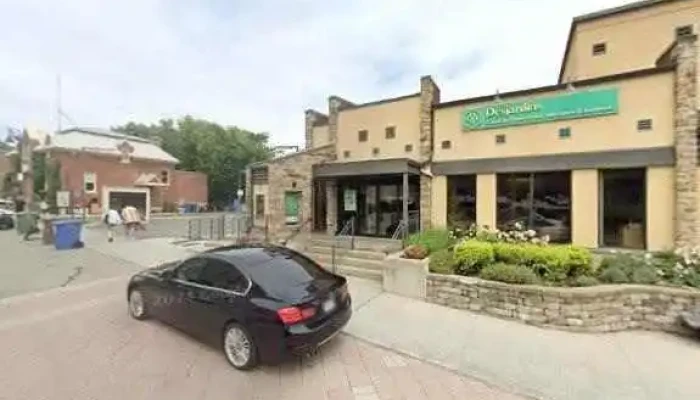 Caisse Desjardins Du Fleuve Et Des Montagnes Charlevoix Street View 360deg - Baie-saint-paul