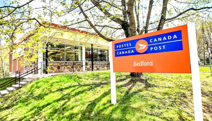 Canada Post -  Post Office - Bedford