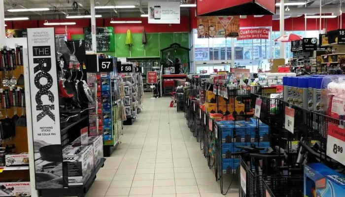 Canadian Tire -  Inside - Amherstburg