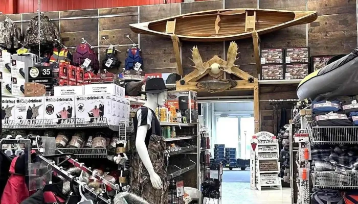 Canadian Tire -  Inside - Bancroft