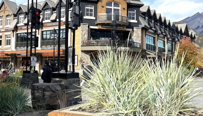 Cascade Shops -  Area - Banff