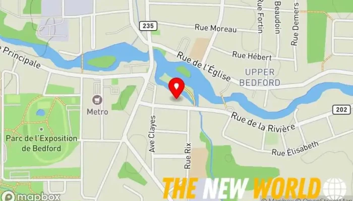 map of Centre de services Desjardins Bedford Financial institution, Auto insurance agency, Credit union, Home insurance agency, Life insurance agency, Mortgage lender in Bedford