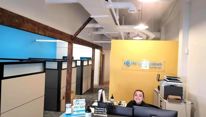 Co -  Operators   Full Circle Insurance And Investment Solutions Ltd Inside - Kentville
