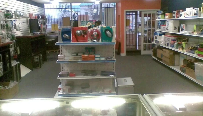 Computer Window Inc -  Inside - Brampton