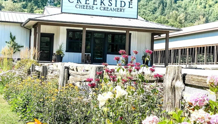 Creekside Cheese Creamery Mountain - Agassiz