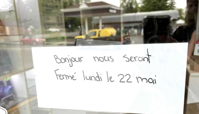 Daoust Nettoyeurs Ecoperformants A Bois Des Filion Dry Cleaner - Bois-des-filion