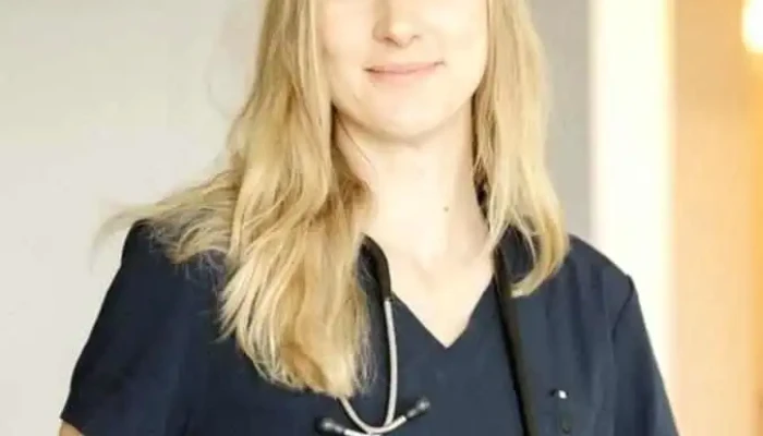 Dr Mackenzie Kranics Naturopathic Doctor By Owner - Diamond Valley