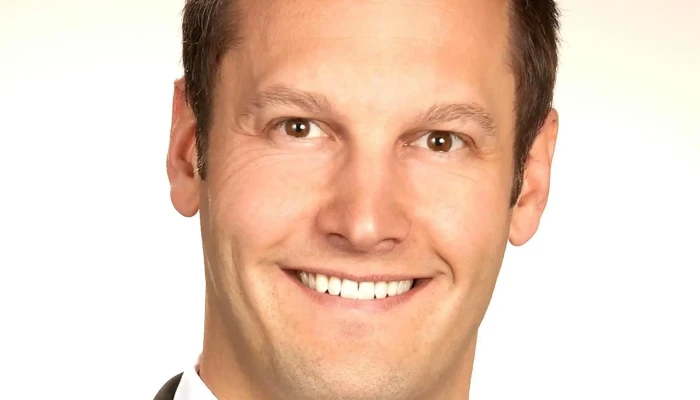 Edward Jones -    Financial Advisor Jason W Roy By Owner - Arnprior