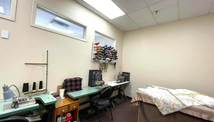 Euro -  Style Dry Cleaner And Tailor All - Baie-d'urfe