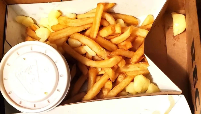 Express St -  Hubert Chicken Restaurant - Ange-gardien