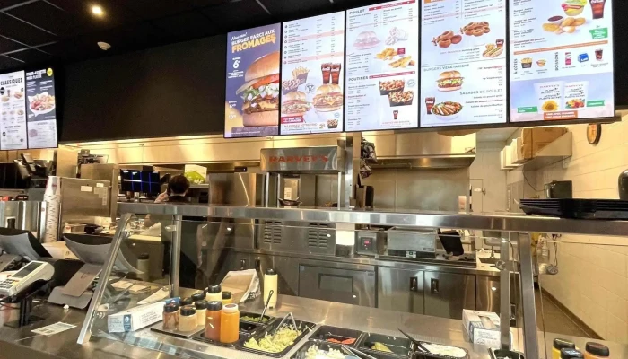 Express St -  Hubert Location - Ange-gardien
