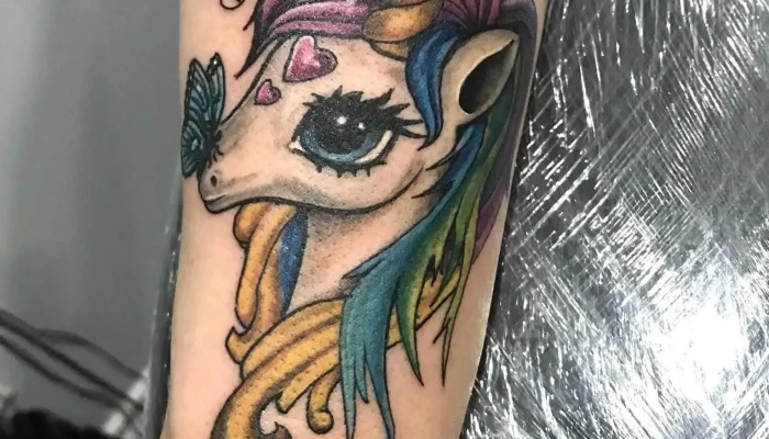 Eyes Of The Wild Tattoo Studio - Capreol