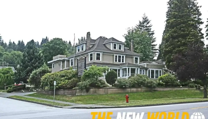 First Oak Financial Inc By Owner - Port Moody
