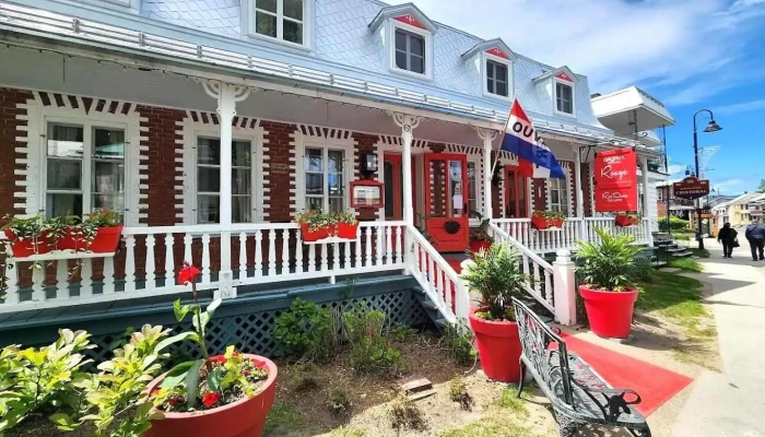 Galerie Porte Rouge - Baie-St-Paul - Baie-Saint-Paul