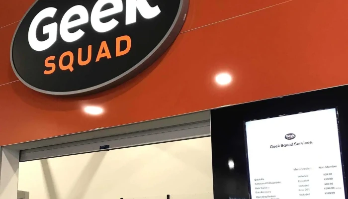 Geek Squad -  Instagram - Ottawa