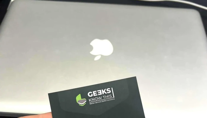 Geeks Know This -    Laptop Computer Mobile Tablet Repair Computer Repair Service - Vanier