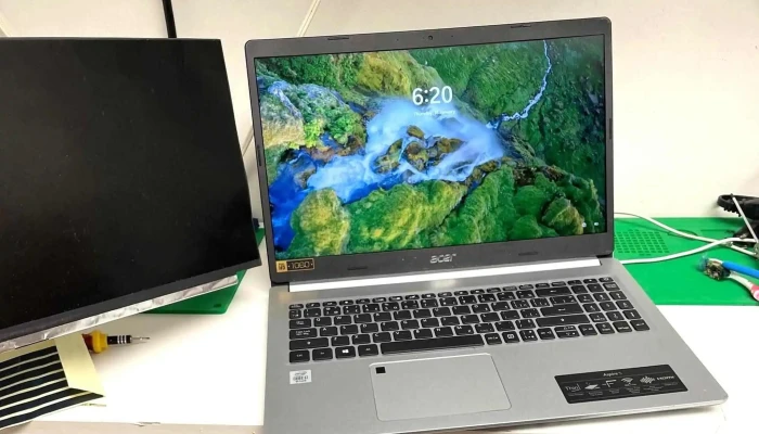 Geeks Know This -    Laptop Computer Mobile Tablet Repair Vanier - Vanier