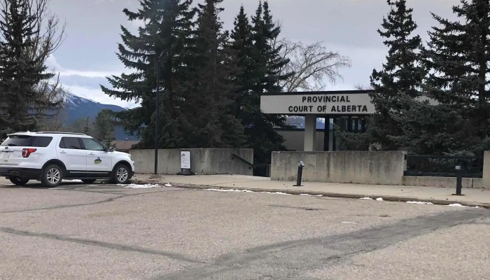 Grande Cache Provincial Courthouse - Ab T0e 0a6