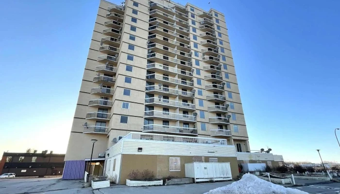Hay River Highrise - 3 Capital Dr