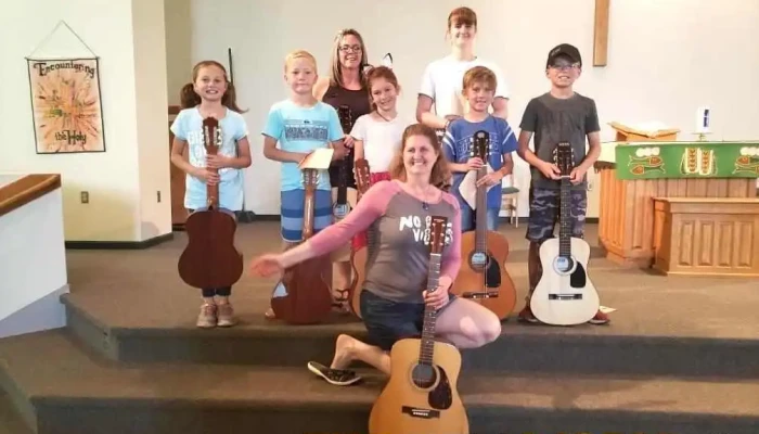 Hum And Strum Music -  By Owner - Barrhead