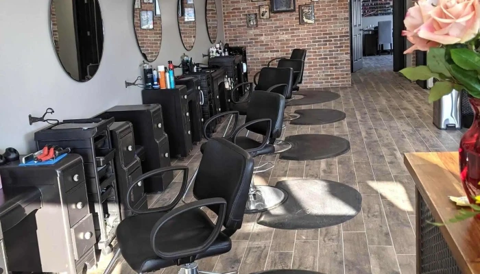 I Dare Your Hair -  Inside - Amherstburg