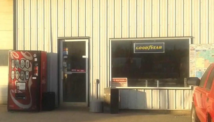 Integra Tire - Fox Creek
