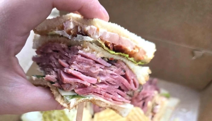 Joe Smoked Meat -    Baie Saint Paul Where - Baie-saint-paul