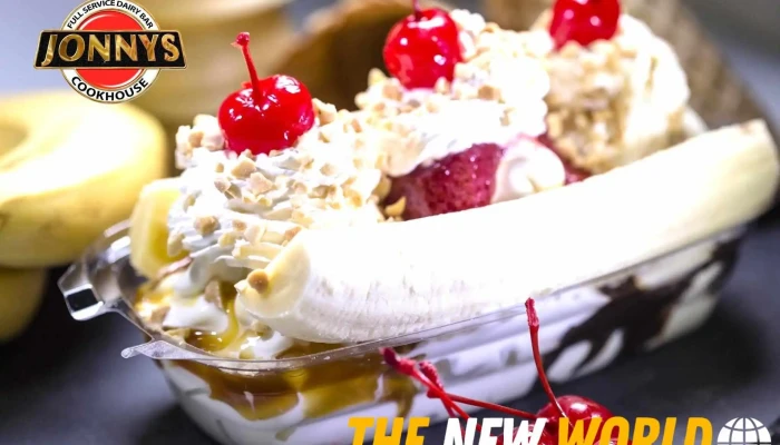 Jonnys Cookhouse And Ice Cream Shop -  Banana Split - Berwick