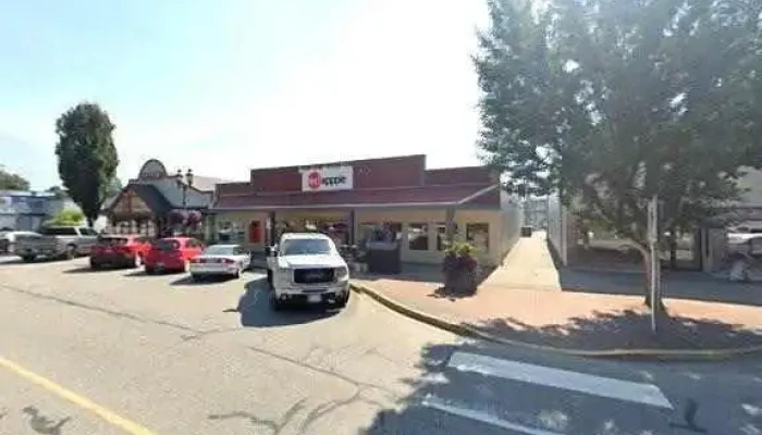 Linda Marks Freddy Marks With Remax Nyda Realty Street View 360 - Agassiz