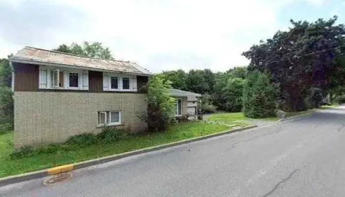 Maison Des Jeunes Le Boum De -  Street View 360deg - Bedford