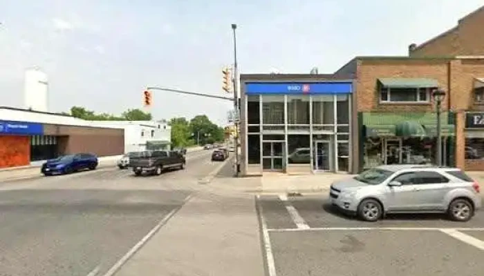 Mark Berry -    Bmo Nesbitt Burns All - Aylmer