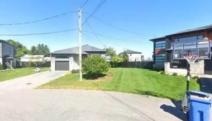 Mylene Lapointe   Planificateur Financier Independant Street View 360deg - Beauharnois