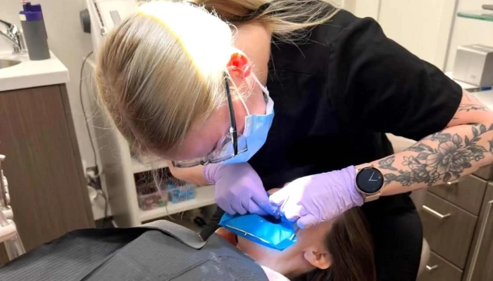 Neighbourhood Dental -    Blackfalds Blackfalds - Blackfalds