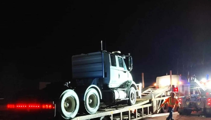 Pakrat Towing -  Towing Service - Barrhead