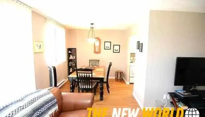 Pickering Tower Apartments -  Apartment - Amherstburg