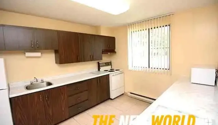 Pickering Tower Apartments -  Kitchen - Amherstburg