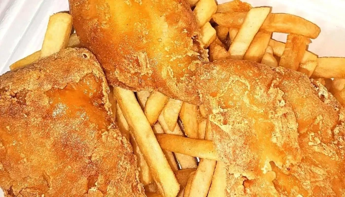 R Video Store And Restaurant -  French Fries - Behchokǫ̀