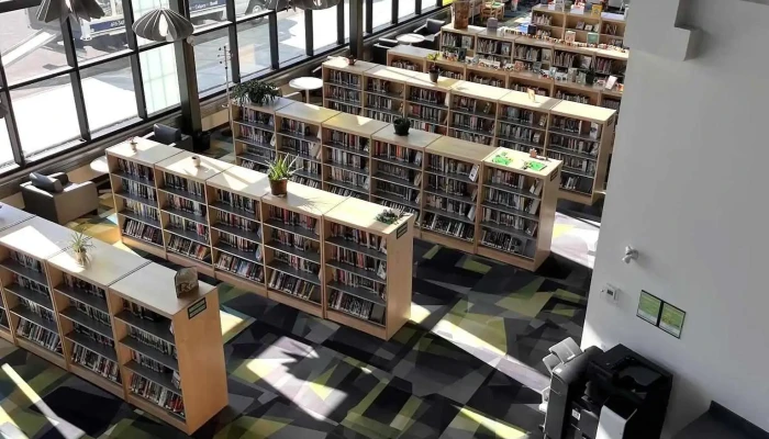 Servus Credit Union Public Library -    Blackfalds Library All - Blackfalds