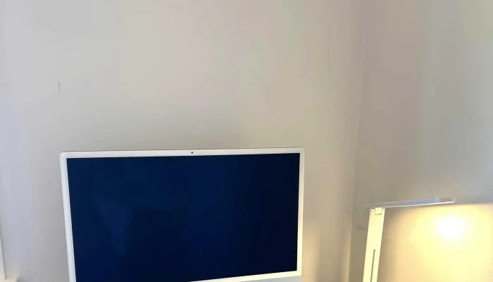 Simply Computing -    Apple Specialist Instagram - Vancouver