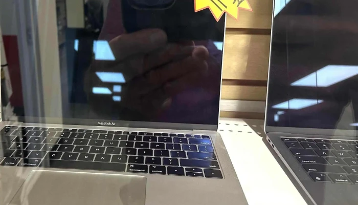 Simply Computing -    Apple Specialist Mobile Phone Repair Shop - Vancouver