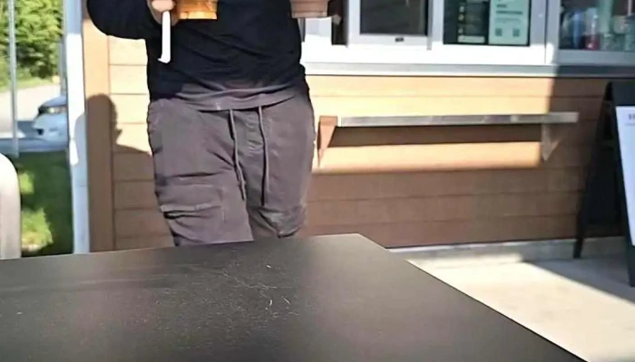 Starbucks -  Videos - Ange-gardien
