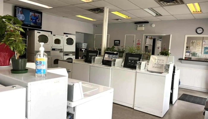 Super Suds Coin Laundry - Golden